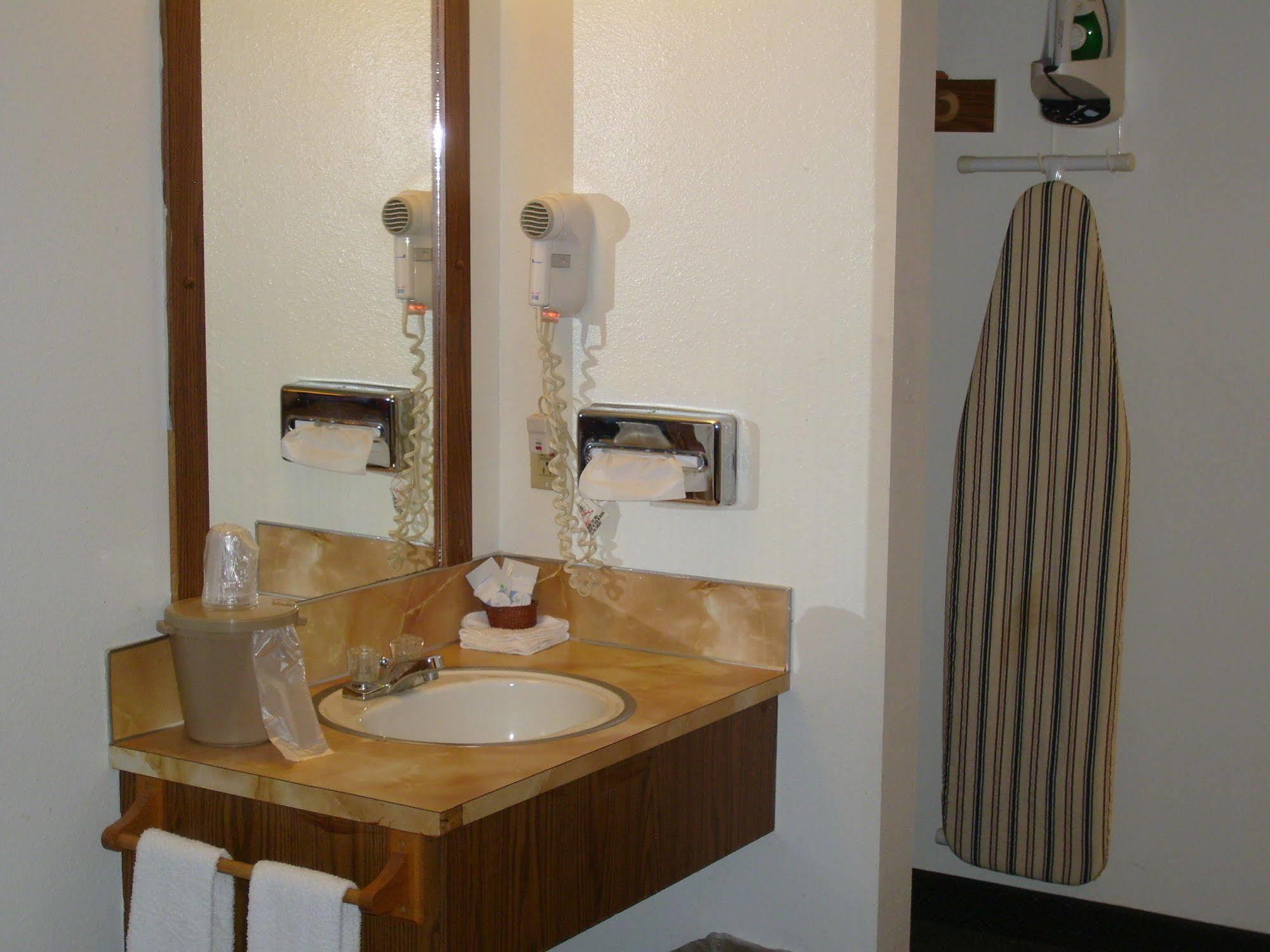 Shanico Inn Lebanon Zewnętrze zdjęcie